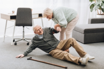 How Foot Problems Can Increase the Risk of Falling in the Elderly